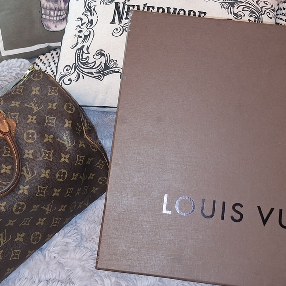 Louie Vuitton Speedy 35